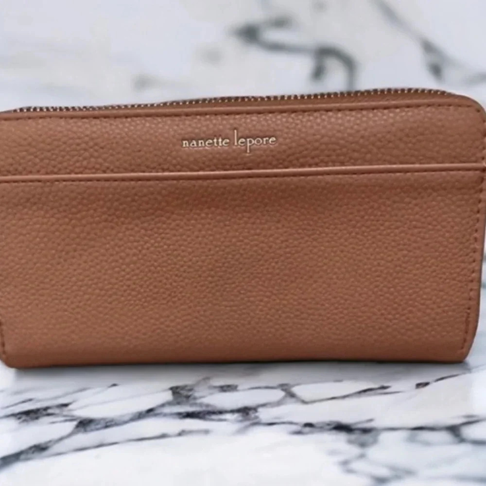 Nanette Lepore Callie Solid Zip Wallet Organizer Tan NWT